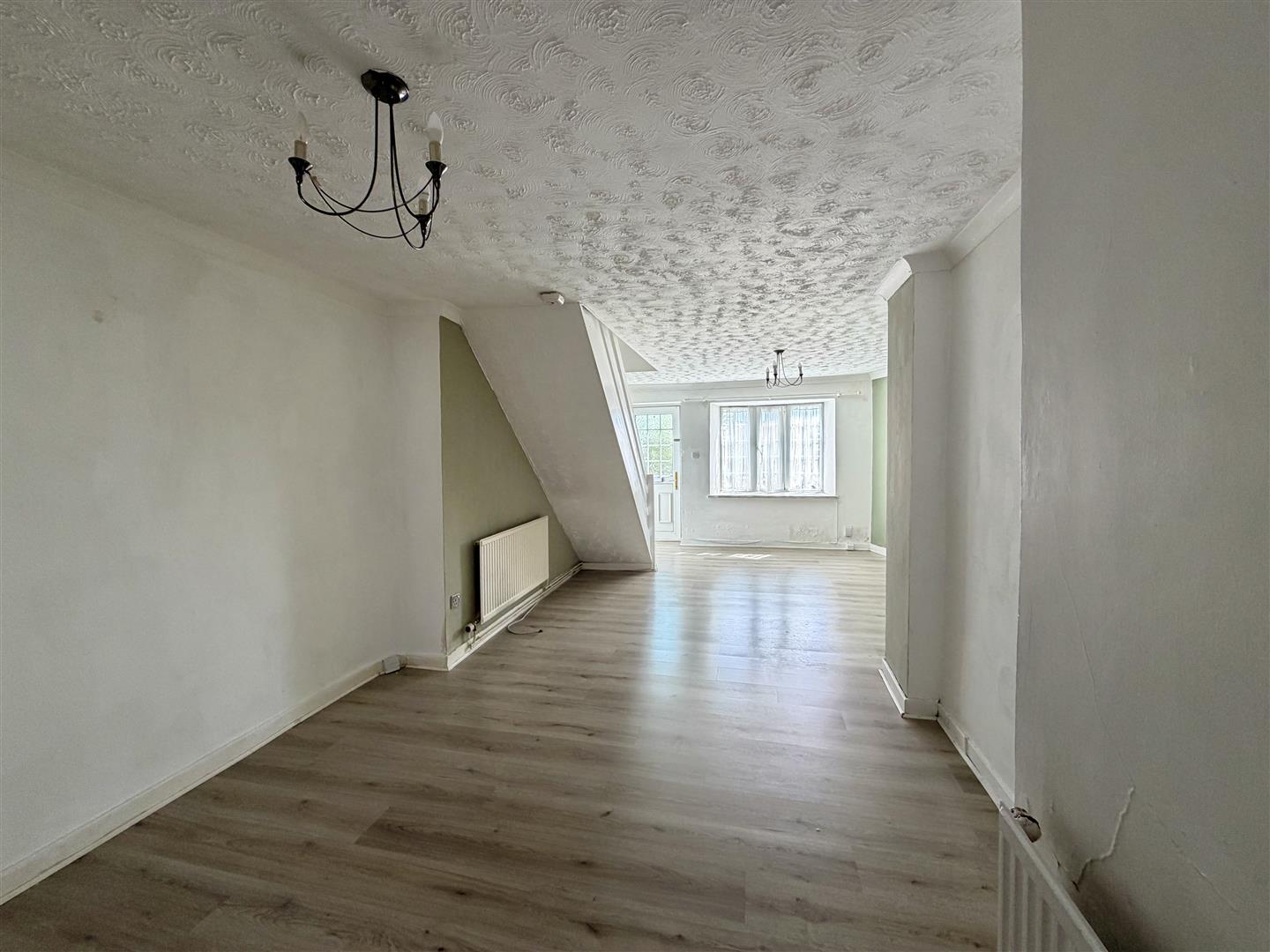 Strawberry Place, Morriston, Swansea, SA6 7AG